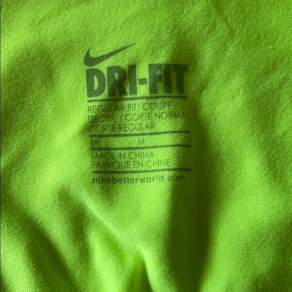 Nike Dri-Fit Tank Top (Size Medium) - Picture 3 of 3